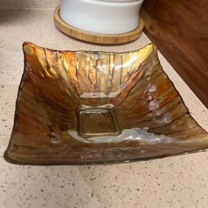 ⚠️ Elegant Glass Bowl with Amber and Gold Tones